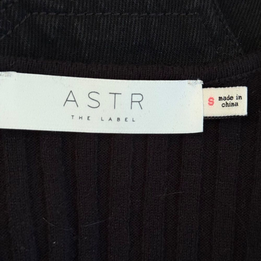 ASTR THE LABEL Black Ribbed Cardigan with Pearls - Picture 5 of 5